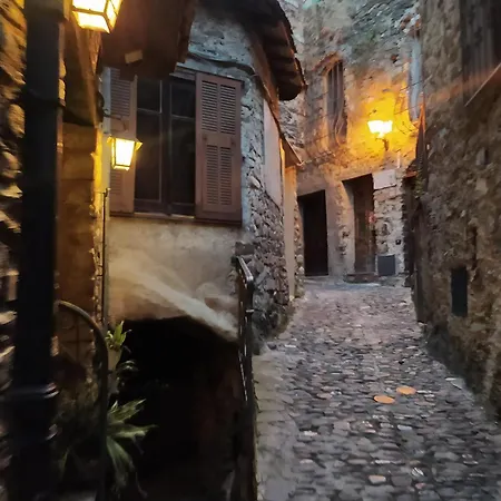Da Marta Apricale