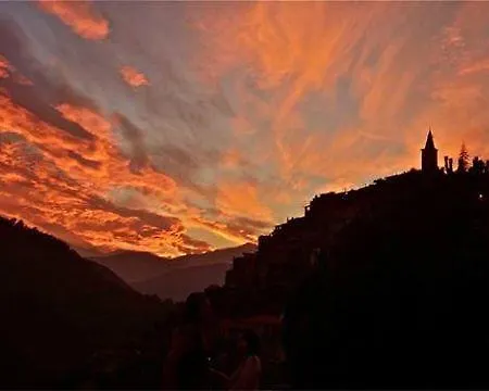 לינה וארוחת בוקר Da Marta אפריקלה